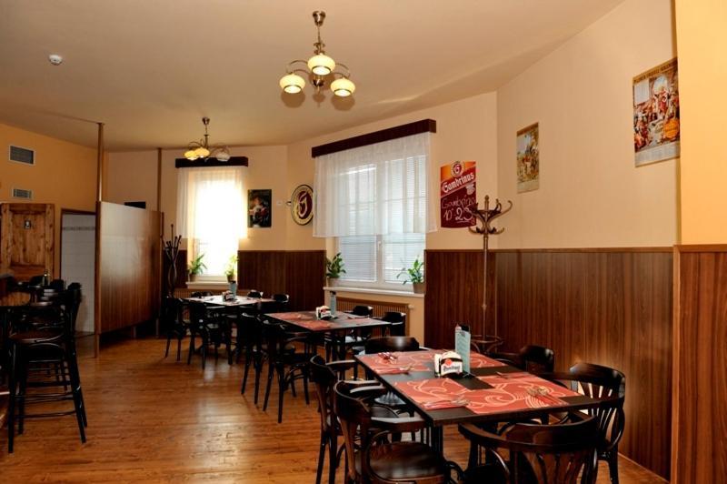 Penzion Senk Pardubice Extérieur photo