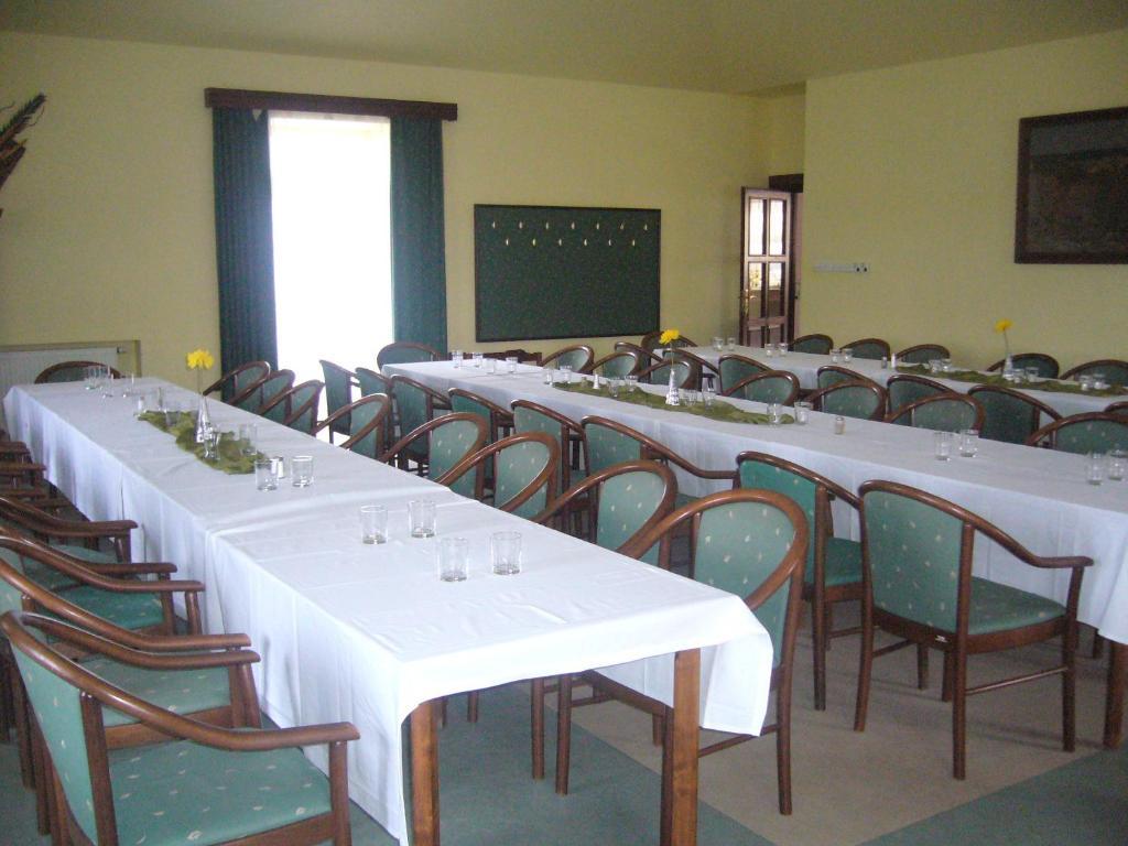 Penzion Senk Pardubice Extérieur photo