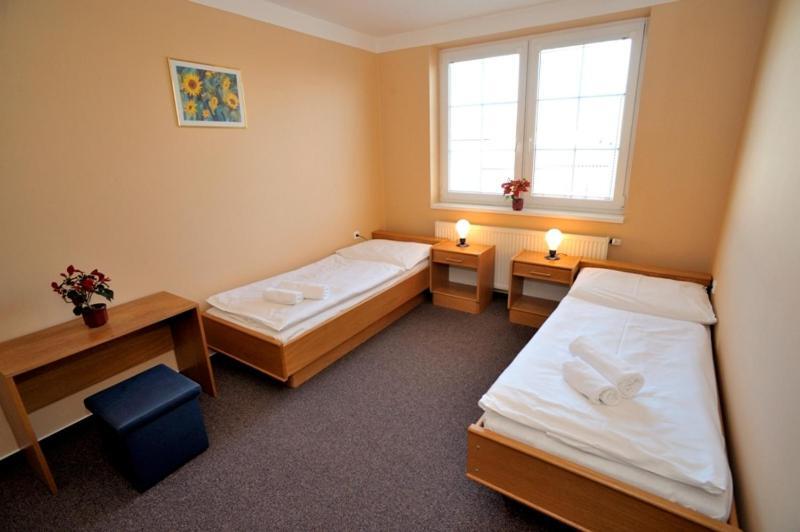Penzion Senk Pardubice Chambre photo